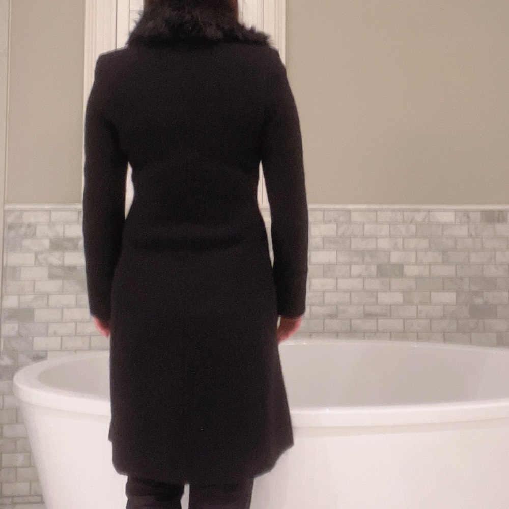Coat - Picture 6 of 8